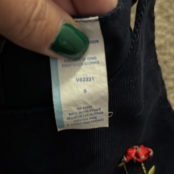 Dresses - Picture 6 of 7